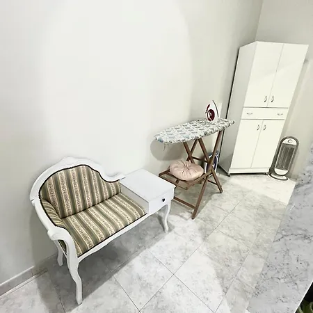 L'angolo Rosa Apartman *