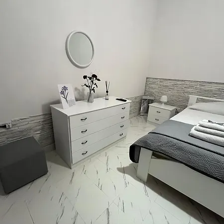 L'angolo Rosa Apartman Carosino