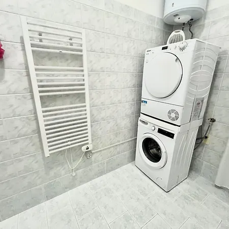 L'angolo Rosa Apartment *