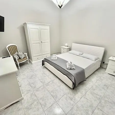 L'angolo Rosa Apartman *